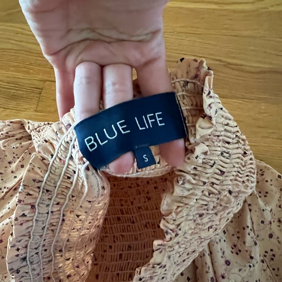 PLANET BLUE DANCE TILL DAWN SMOCKED ROMPER × PEACH MINI FLORAL - Picture 4 of 8